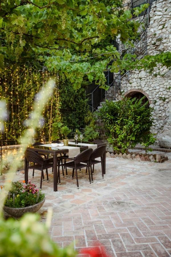 Lavistadeisogni Filippone Селано Экстерьер фото
